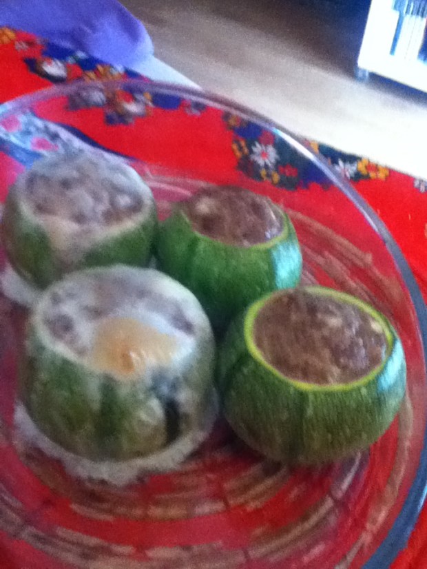Zucchini with minced meat and cheese